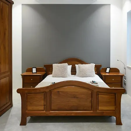 Marina Bed & Breakfast *