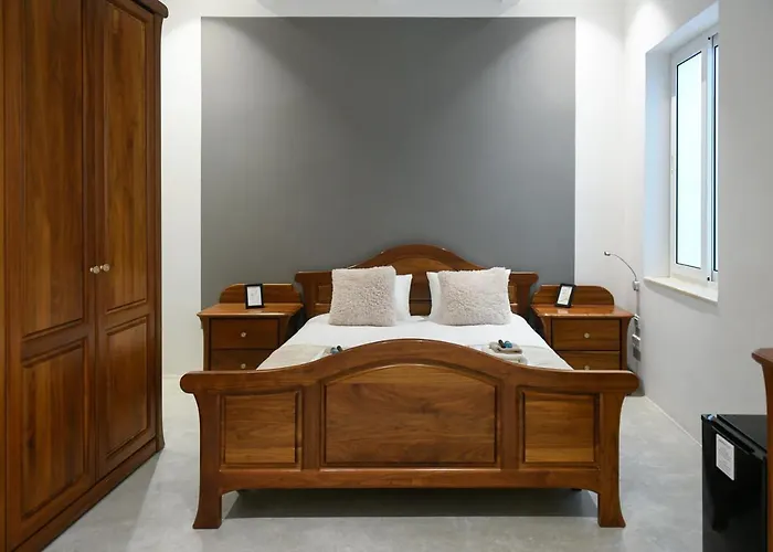 Marina Bed & Breakfast *